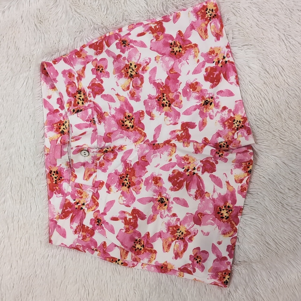 Isaac Mizrahi Watercolor Pink Floral Shorts 8
